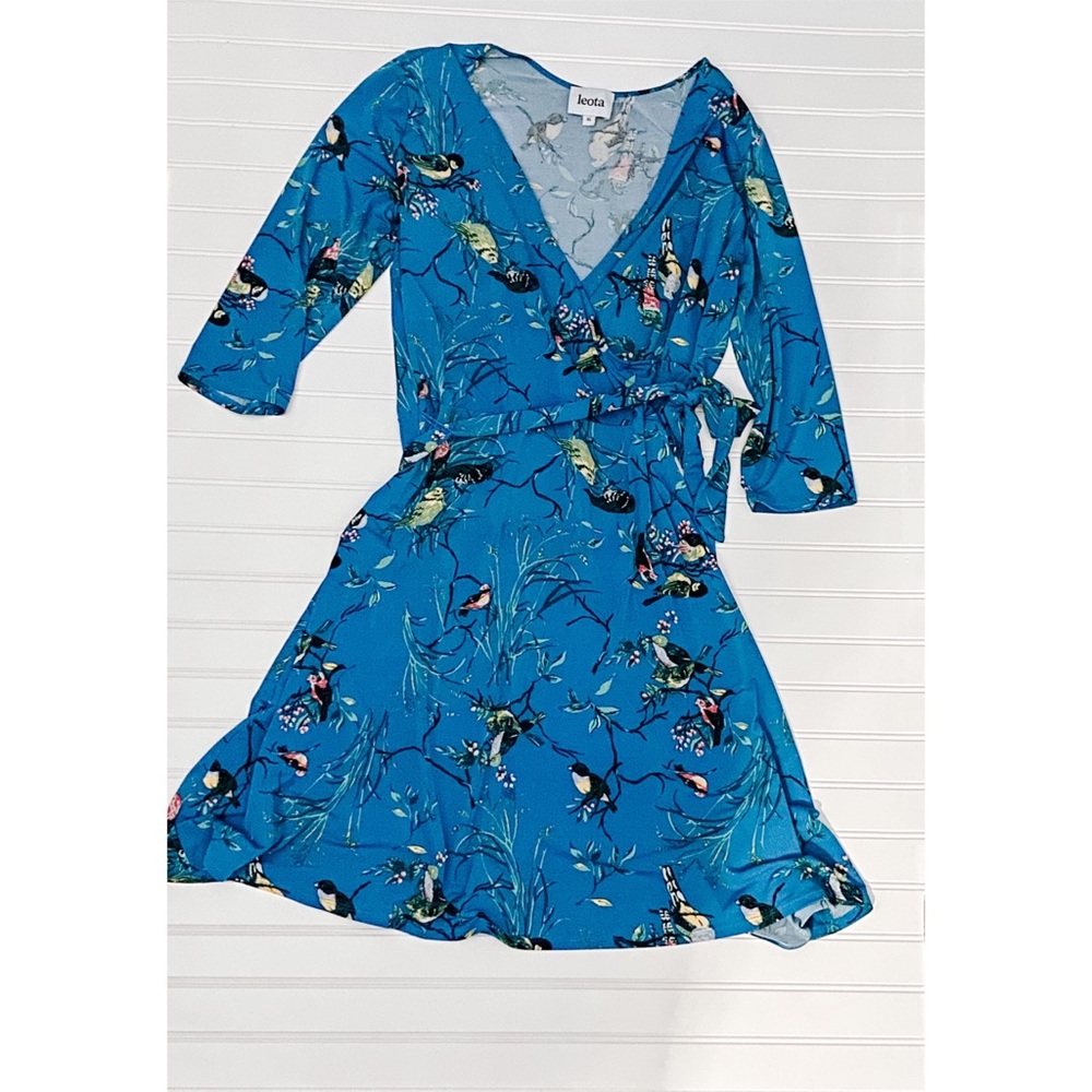 Leota blue bird print faux wrap dress | Size XL